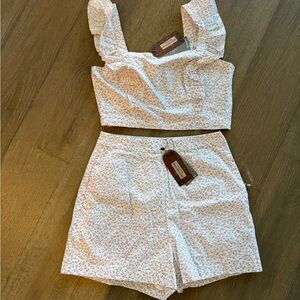 NWT Retro Floral Crop Top and Shorts Set
